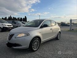 Grigio Usata 2011 Lancia Ypsilon Platinum Due volumi | 4250 € (Buon prezzo)
