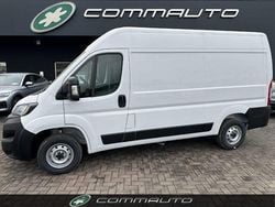 Bianco Usata 2024 Fiat Ducato 33 Furgone | 23.390 € (Buon prezzo)