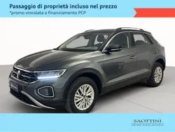 Indium grey metallizzato nero Usata 2023 VW T-Roc Life SUV | 24.900 € (Ottimo prezzo)