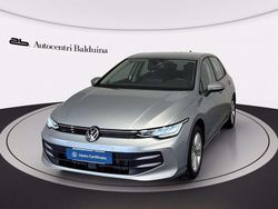 Rosso Usata 2025 VW Golf Life Tre volumi | 26.900 € (Buon prezzo)