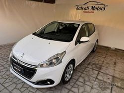 Bianco Usata 2019 Peugeot 208 Active Due volumi | 8300 € (Super prezzo)