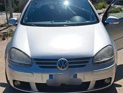 Grigio Usata 2008 VW Golf V Tre volumi | 4500 € (Buon prezzo)