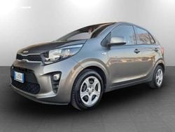 Grigio Usata 2022 Kia Picanto Urban Due volumi | 11.300 € (Buon prezzo)