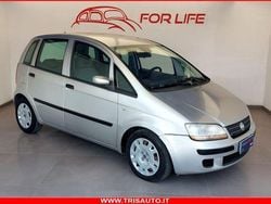 Grigio chiaro Usata 2005 Fiat Idea Dynamic Monovolume | 2800 € (Buon prezzo)