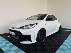 Bianco Usata 2024 Toyota Yaris Tre volumi | 47.990 € (Ottimo prezzo)