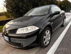 Nero Usata 2005 Renault Mégane Cabriolet Authentique Cabrio | 500 €