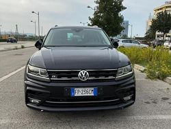 Nero Usata 2018 VW Tiguan Business SUV | 17.500 € (Cara)