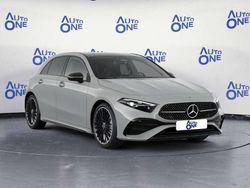 Grigio Nuova 2025 Mercedes A200 AMG line Tre volumi | 40.990 € (Molto cara)