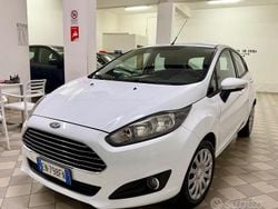 Bianco Usata 2013 Ford Fiesta Business Edition Tre volumi | 5500 € (Ottimo prezzo)