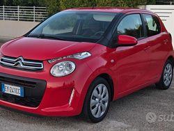 Rosso Usata 2015 Citroën C1 Shine Due volumi | 6900 € (Buon prezzo)