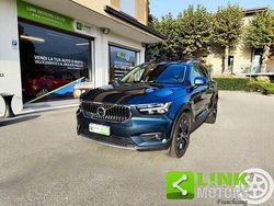 Blu Usata 2021 Volvo XC40 Inscription SUV | 23.400 € (Buon prezzo)