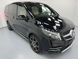 Nero ossidiana metallizzato Usata 2023 Mercedes V300 Avantgarde Monovolume | 73.900 € (Molto cara)