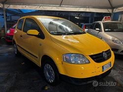 Giallo Usata 2005 VW Fox Sport Due volumi | 3500 € (Cara)