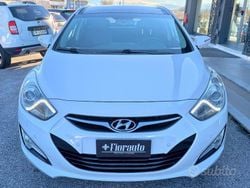 Bianco Usata 2011 Hyundai i40 Style Station wagon | 8900 € (Cara)