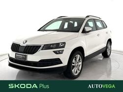 Bianco / pastello Usata 2021 Skoda Karoq Executive SUV | 21.900 € (Molto cara)