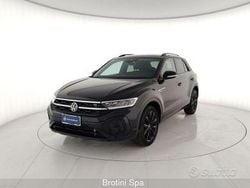 Nero metallizzato Usata 2022 VW T-Roc R-line SUV | 24.200 € (Buon prezzo)