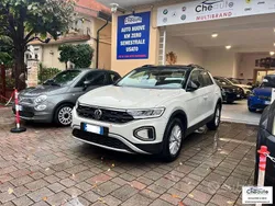 Usata 2023 VW T-Roc Life SUV | 21.900 € (Buon prezzo)