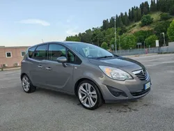 Grigio Usata 2011 Opel Meriva Monovolume | 4999 € (Buon prezzo)