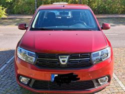 Rosso Usata 2018 Dacia Sandero Essentiel Tre volumi | 12.500 € (Molto cara)