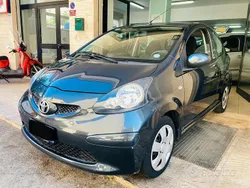Grigio Usata 2006 Toyota Aygo Due volumi | 3700 € (Buon prezzo)