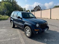Blu Usata 2003 Jeep Cherokee SUV | 4250 €