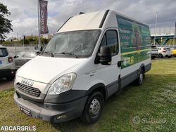 Bianco Usata 2013 Iveco Daily Tre volumi | 10.900 € (Super prezzo)