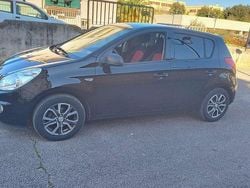 Usata 2013 Hyundai i20 Due volumi | 5900 € (Buon prezzo)