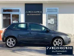 Grigio(met.) Usata 2004 Fiat Stilo Active Tre volumi | 1500 € (Buon prezzo)