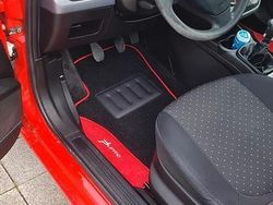 Rosso Usata 2009 Fiat Grande Punto Due volumi | 2200 € (Super prezzo)