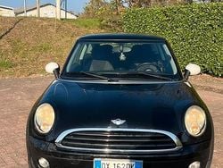 Nero Usata 2009 Mini Cooper Due volumi | 3999 € (Buon prezzo)