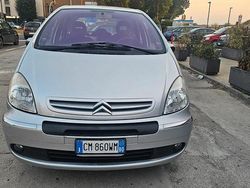 Argento Usata 2004 Citroën Xsara Picasso Monovolume | 2600 € (Molto cara)