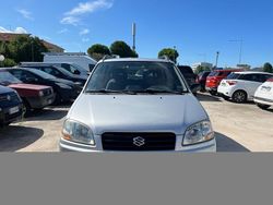 Grigio Usata 2002 Suzuki Ignis GL Due volumi | 2200 € (Buon prezzo)