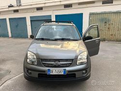 Grigio Usata 2007 Suzuki Ignis Tre volumi | 5450 € (Molto cara)