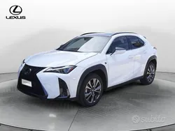 Usata 2024 Lexus UX SUV | 31.900 € (Cara)