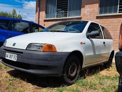 Bianco Usata 1997 Fiat Punto S Due volumi | 999 € (Buon prezzo)