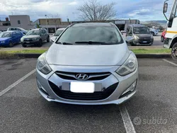 Usata 2011 Hyundai i40 Tre volumi | 1800 € (Buon prezzo)