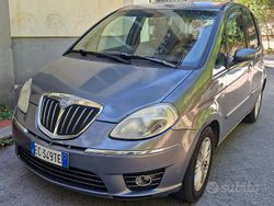 Grigio Usata 2008 Lancia Musa Monovolume | 2700 € (Cara)