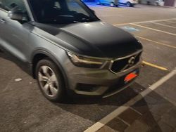 Grigio Usata 2018 Volvo XC40 SUV | 19.400 € (Buon prezzo)