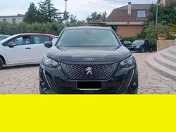 Nero Usata 2022 Peugeot 2008 Allure SUV | 15.500 € (Buon prezzo)