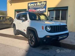 Bianco metallizzato Usata 2015 Jeep Renegade Trailhawk SUV | 14.999 € (Buon prezzo)