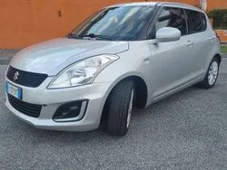 Argento Usata 2015 Suzuki Swift Cool Tre volumi | 5600 € (Buon prezzo)