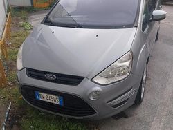 Grigio Usata 2014 Ford S-MAX S Monovolume | 8900 € (Molto cara)