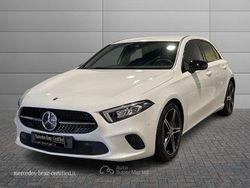 Bianco Usata 2025 Mercedes A180 Tre volumi | 31.700 € (Buon prezzo)