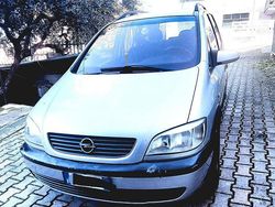 Grigio Usata 2001 Opel Zafira Monovolume | 1200 € (Buon prezzo)