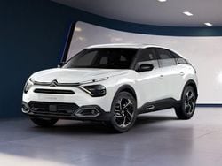 Bianco metallizzato Usata 2023 Citroën e-C4 Shine SUV | 29.900 € (Molto cara)