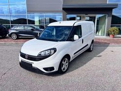 Bianco(met.) Usata 2020 Fiat Doblò Lounge Monovolume | 16.800 € (Molto cara)