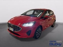 Rosso Usata 2023 Ford Fiesta Titanium Tre volumi | 13.500 € (Buon prezzo)