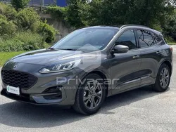 Grigio Usata 2022 Ford Kuga ST-Line SUV | 18.750 € (Super prezzo)