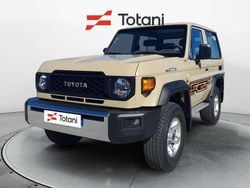 Beige Usata 2024 Toyota Land Cruiser SUV | 67.630 €