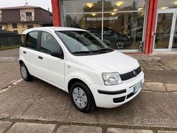 Bianco Usata 2004 Fiat Panda Active Tre volumi | 3900 € (Buon prezzo)